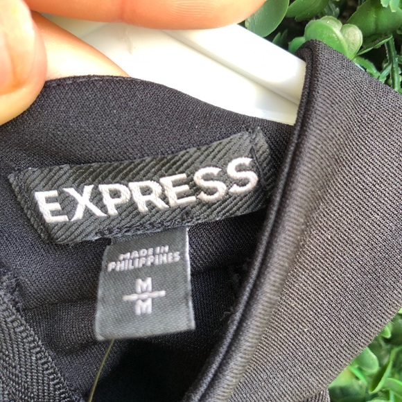 EXPRESS crop top - Picture 2 of 3